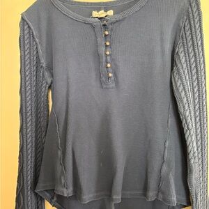 Lucky Brand Navy Blue Ribbed Knit Top with Decorative Buttons, cable knit sleeve